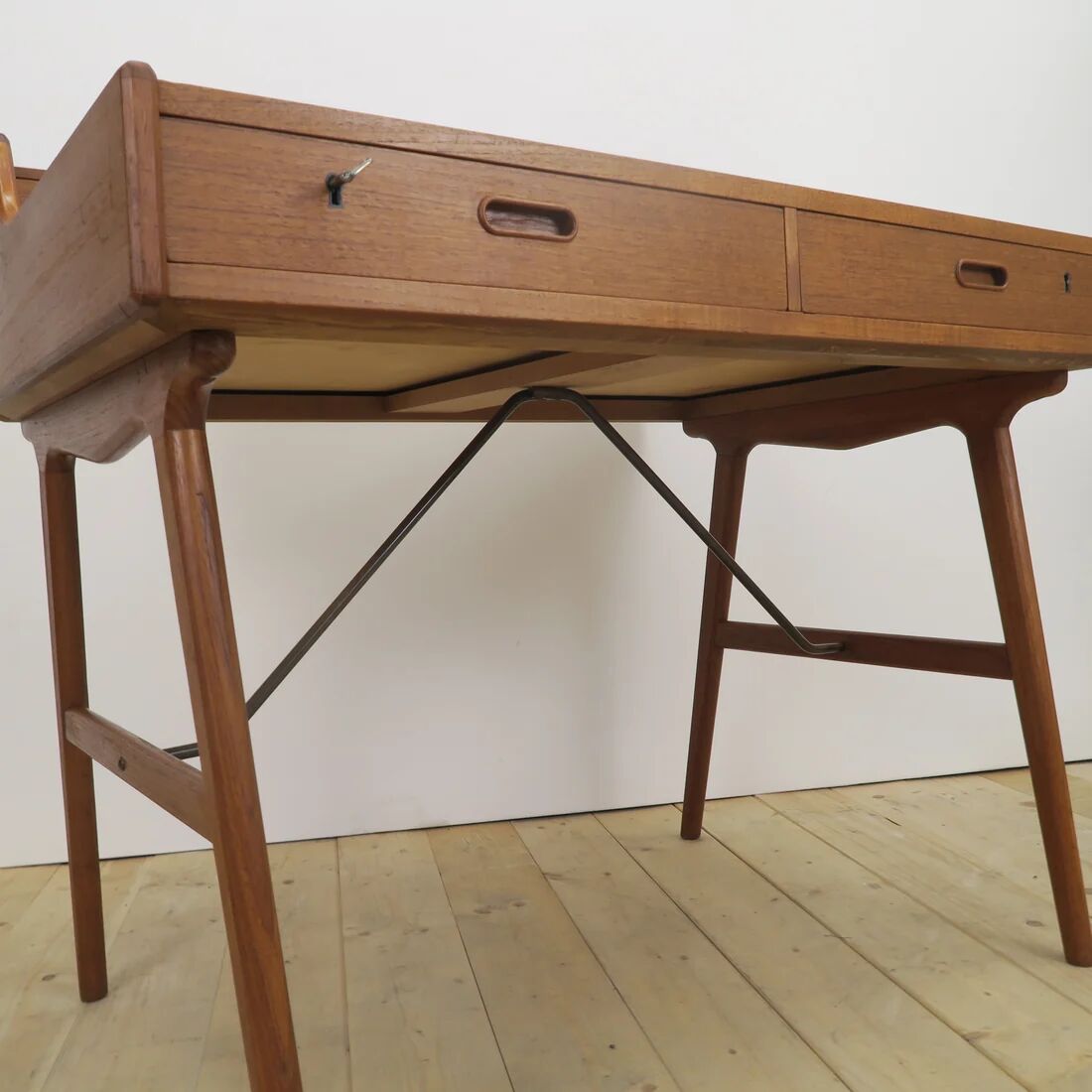 Model 56 desk in teak by Arne Wahl Iversen for Vinde Møbelfabrik, Denmark 1960