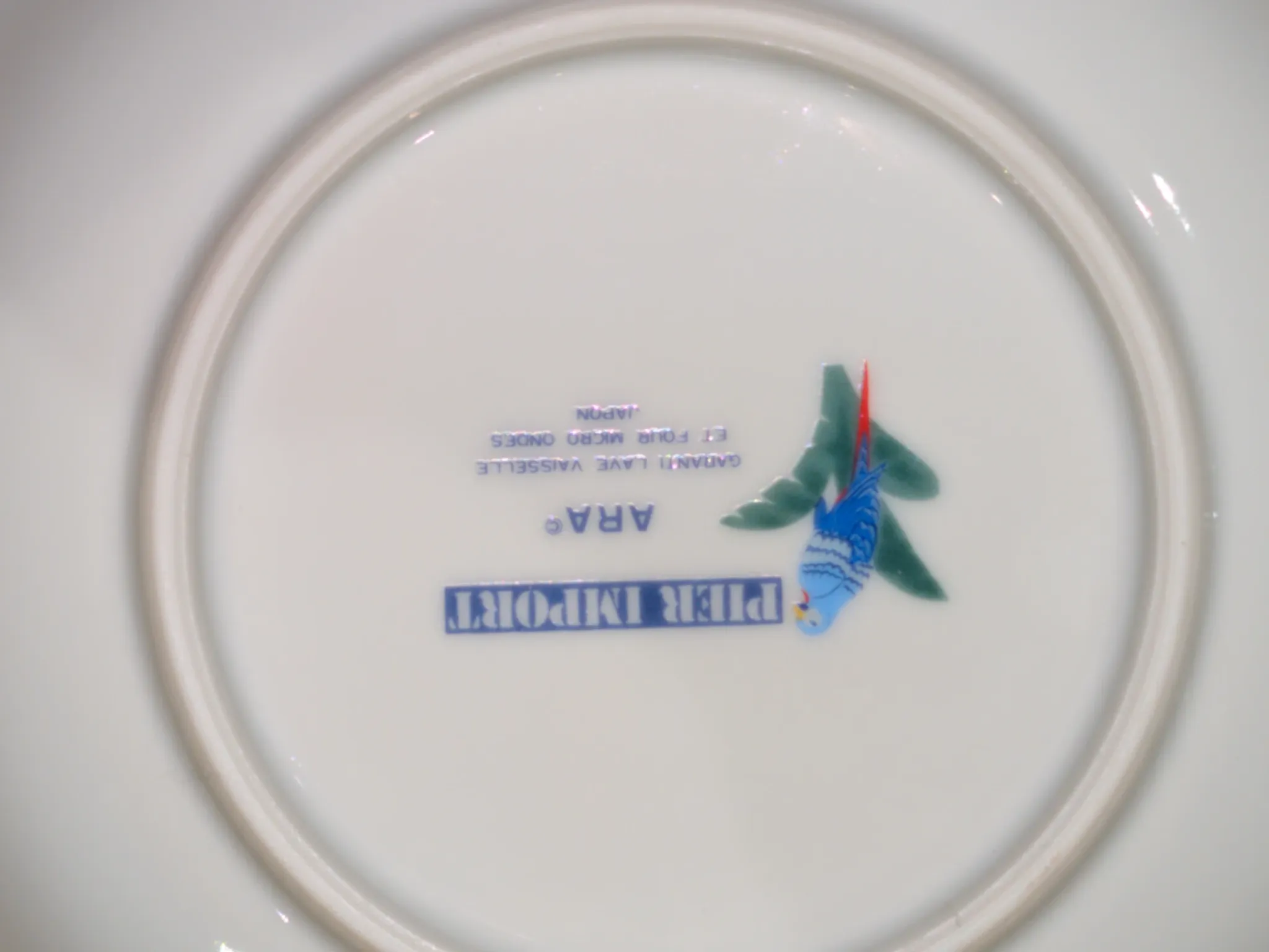Pair of Saucer / Bowls Japanese Porcelain ARA Pier Import Decor