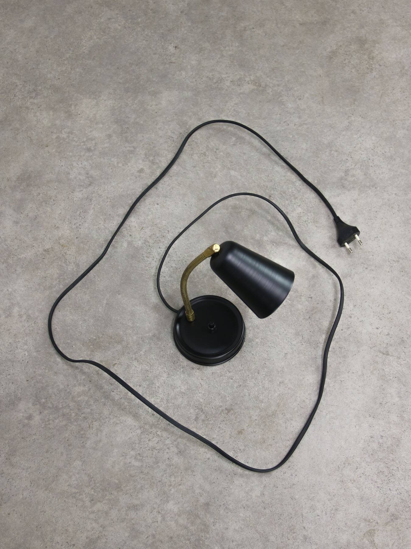 Mid-Century Italian Mini Gooseneck Table Lamp in Black and Brass