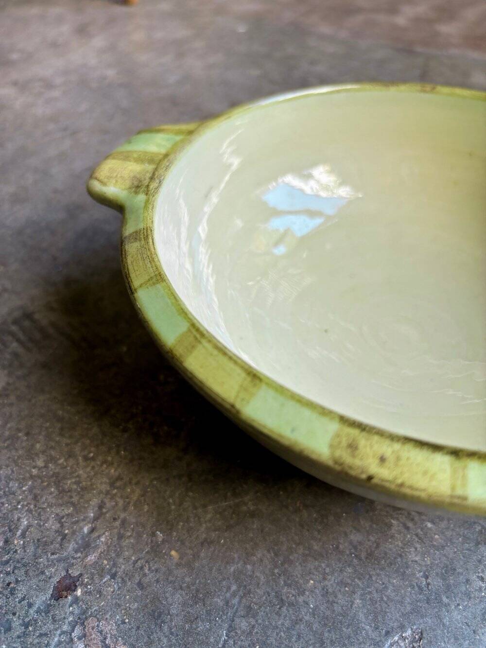 ALCEA hand-painted ceramic bowl with handles