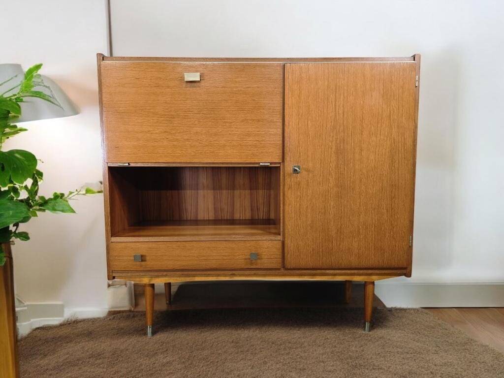 Vitrine/buffet/meuble bar vintage en bois
