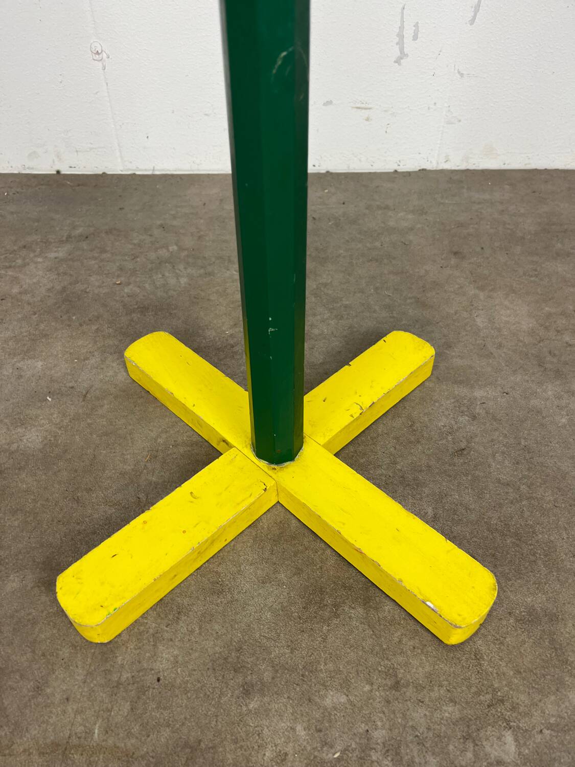 Pencil coat rack, children's style Pierre Sala