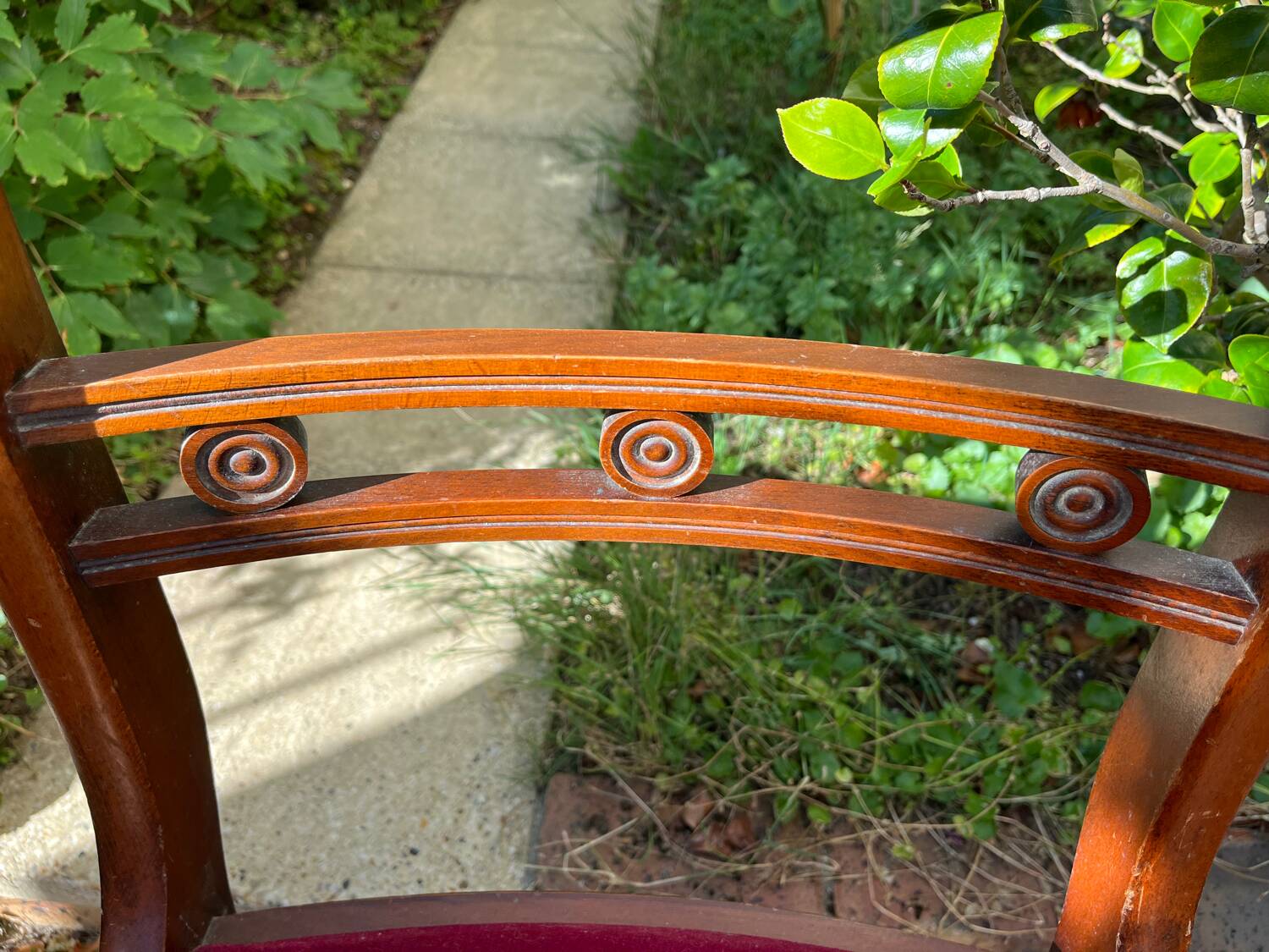 Set of 2 antique chairs