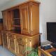 Buffet, vaisselier 2 corps en chêne massif de style rustique, France