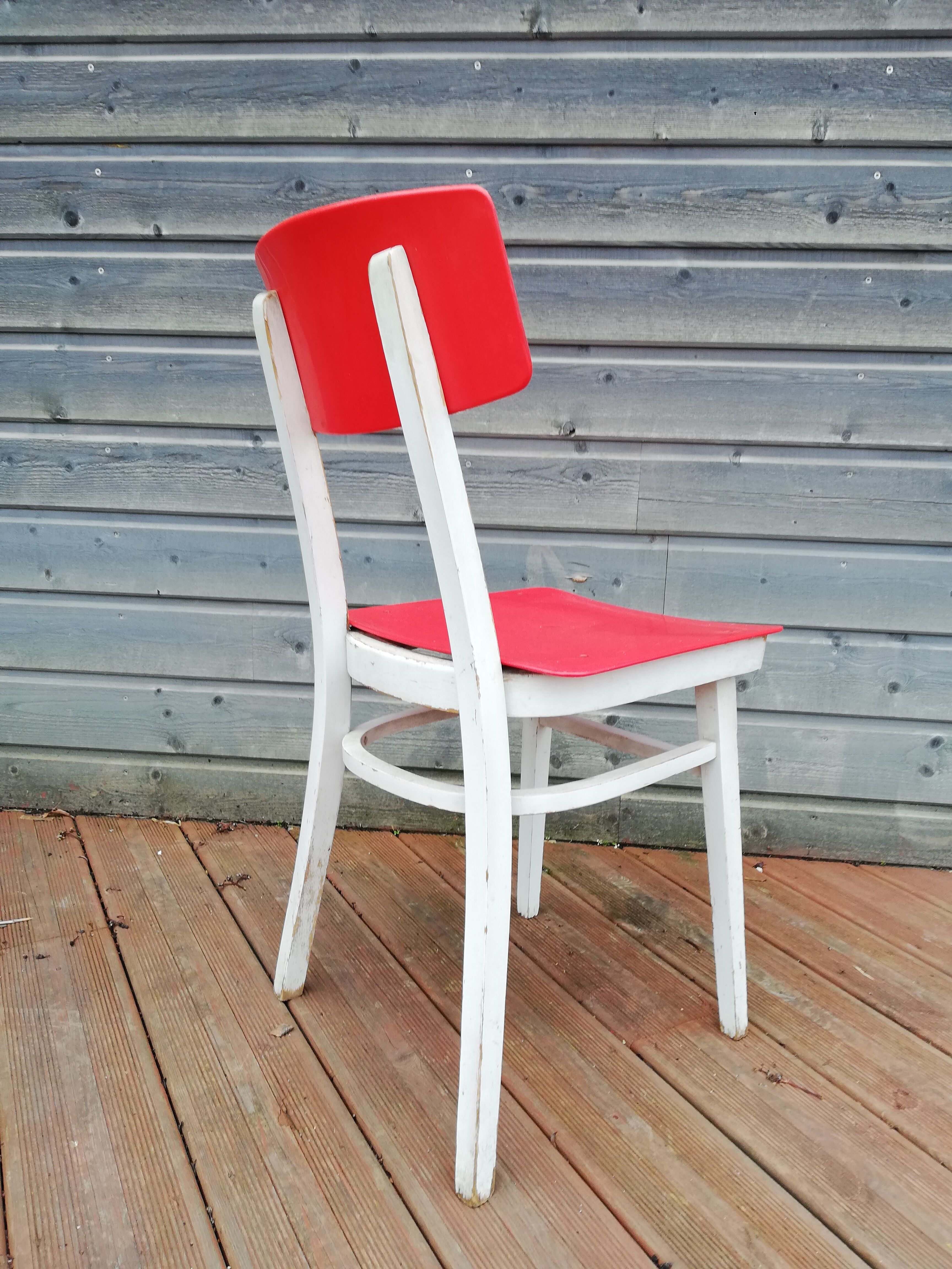 Lot de 4 chaise et une table vintage , années 70