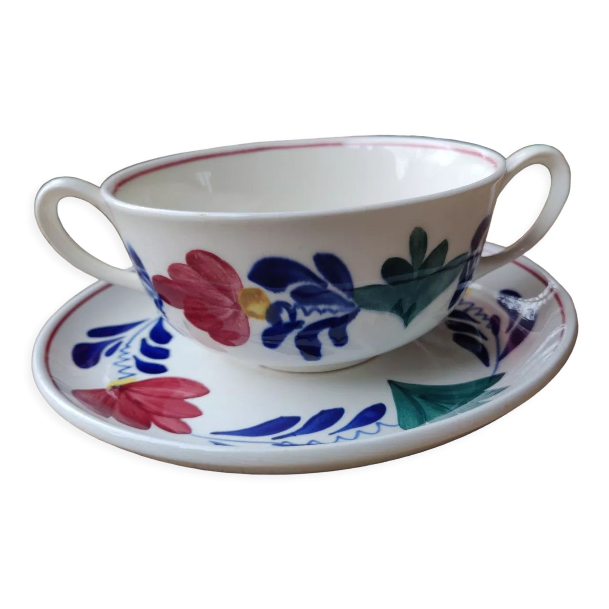 Large Maastricht porcelain cup and saucer