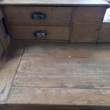 Store reception counter