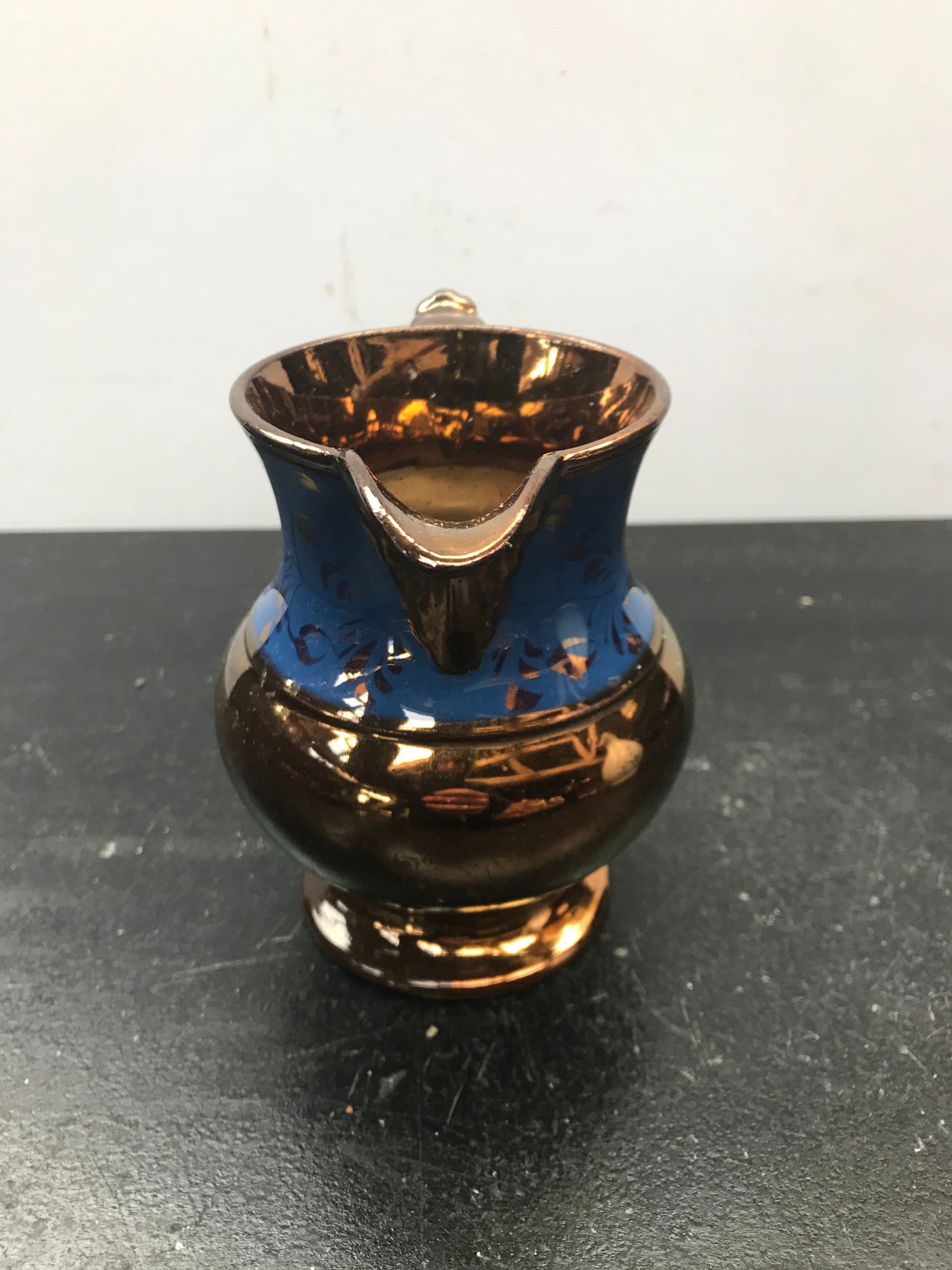 Former jersey pitcher golden ceramics - vintage blue