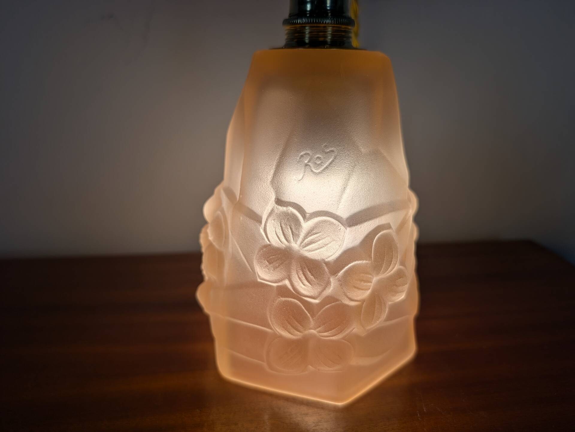 Art Deco pink glass tulip signed ROS / Degué – circa 1930-1940