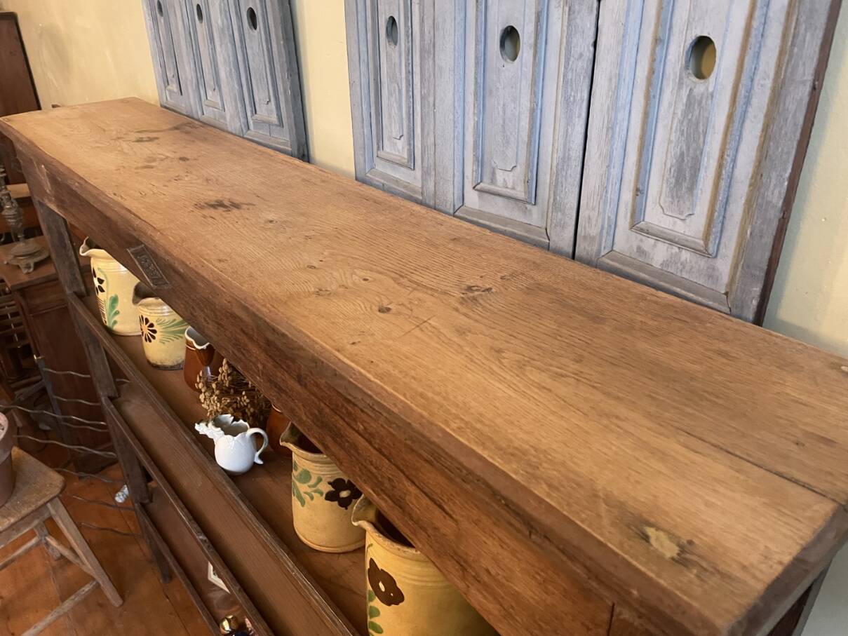 Baker's shelf, kitchen shelf, collection shelf from the early 19th century, oak.