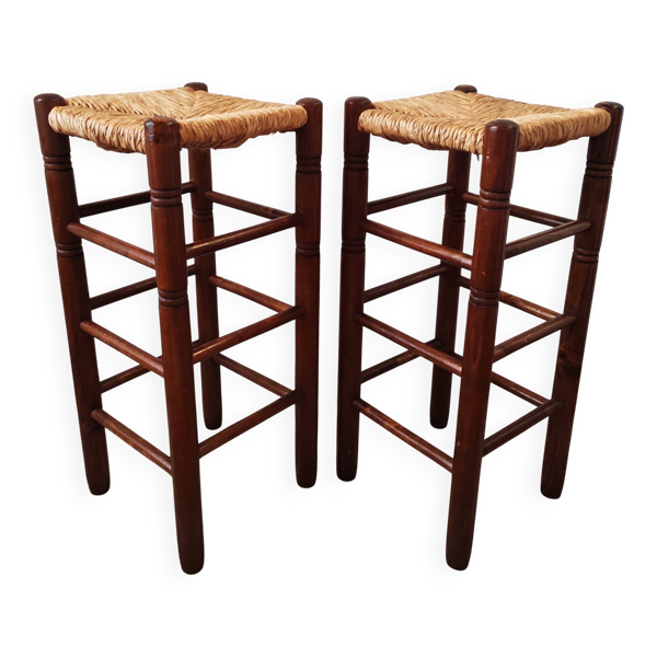 Paire de tabourets hauts brutalistes en bois et paille, France 1965 — Beyit