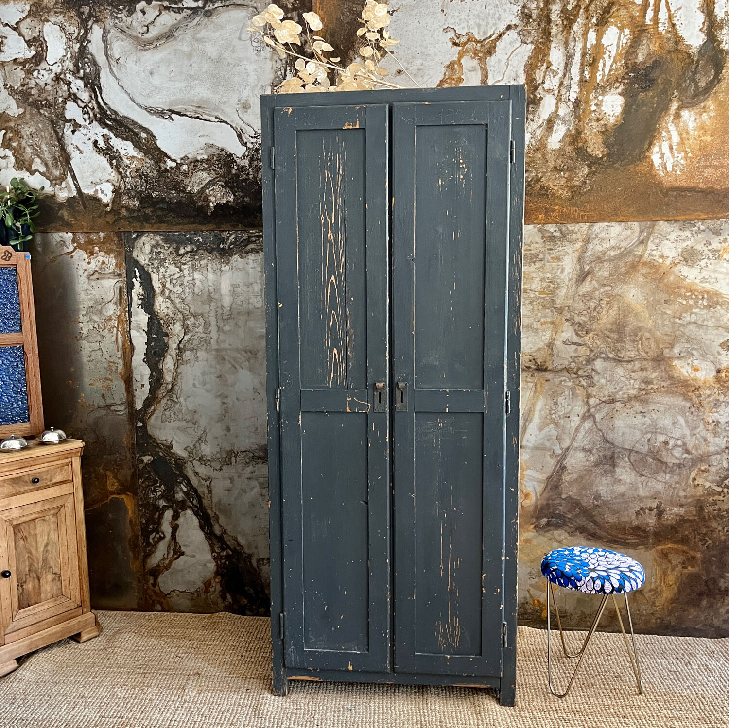 Armoire parisienne d'atelier