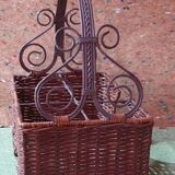 Door wicker bottles