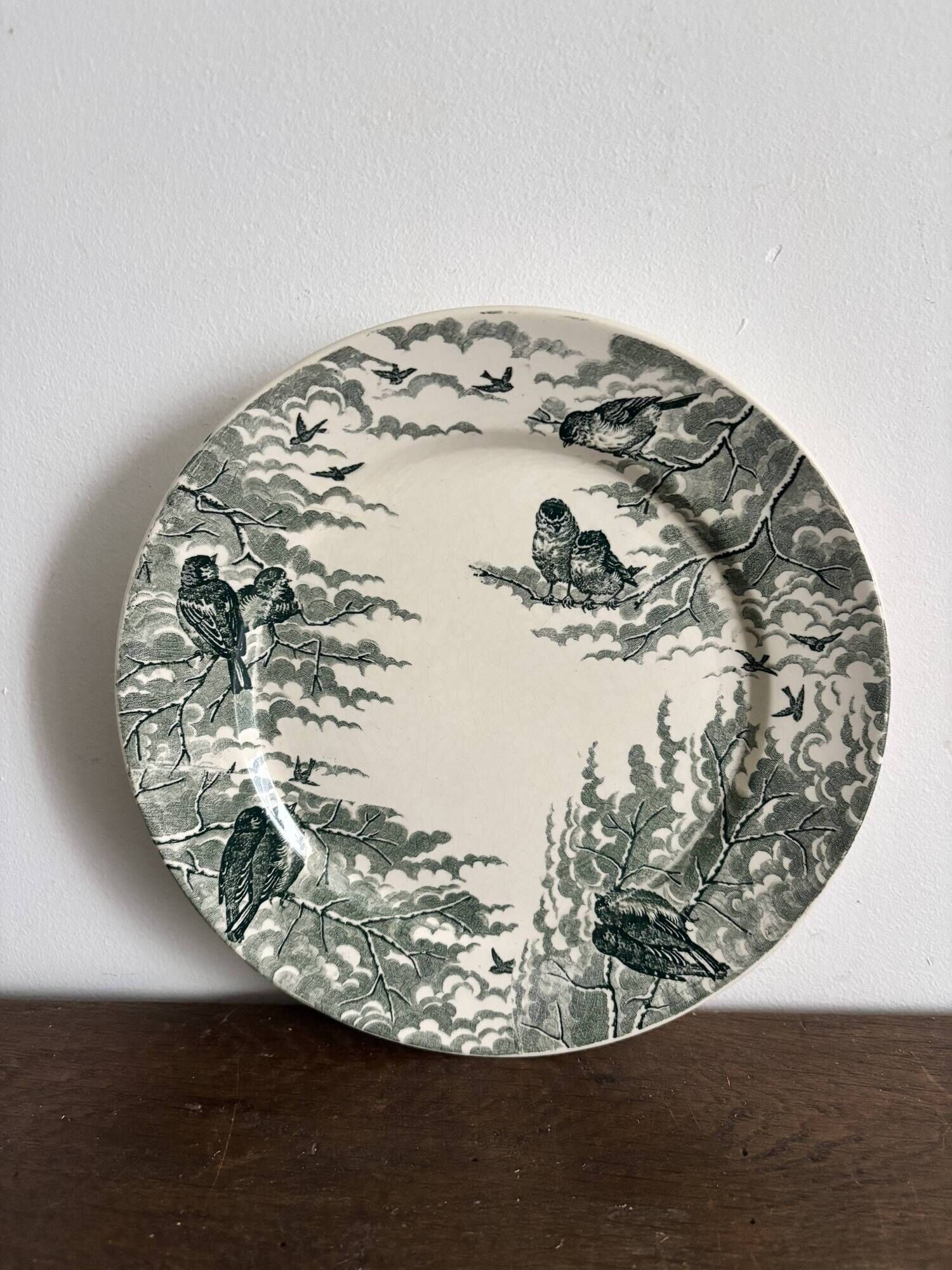 Compotier ancien Sarreguemines – Modèle Neige – Décor oiseaux vert