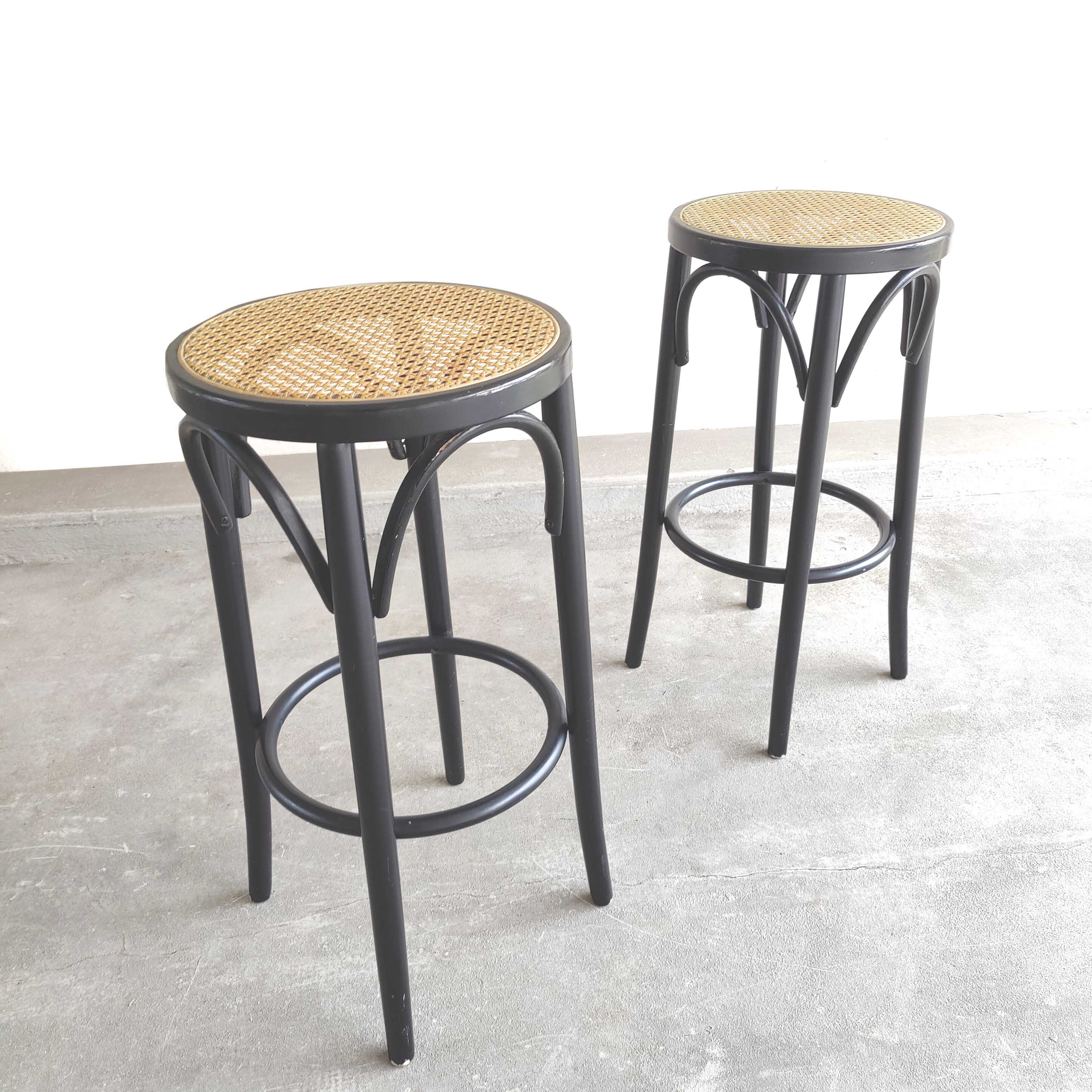 Pair of stools bistro wood and cannage