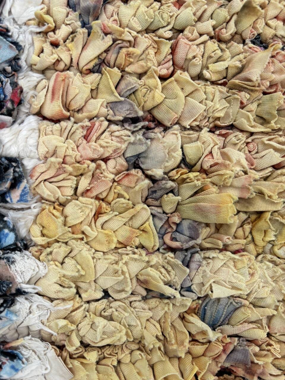 Boucherouite Moroccan Berber rug - hand-woven with recycled fabric scraps - 90x205 cm