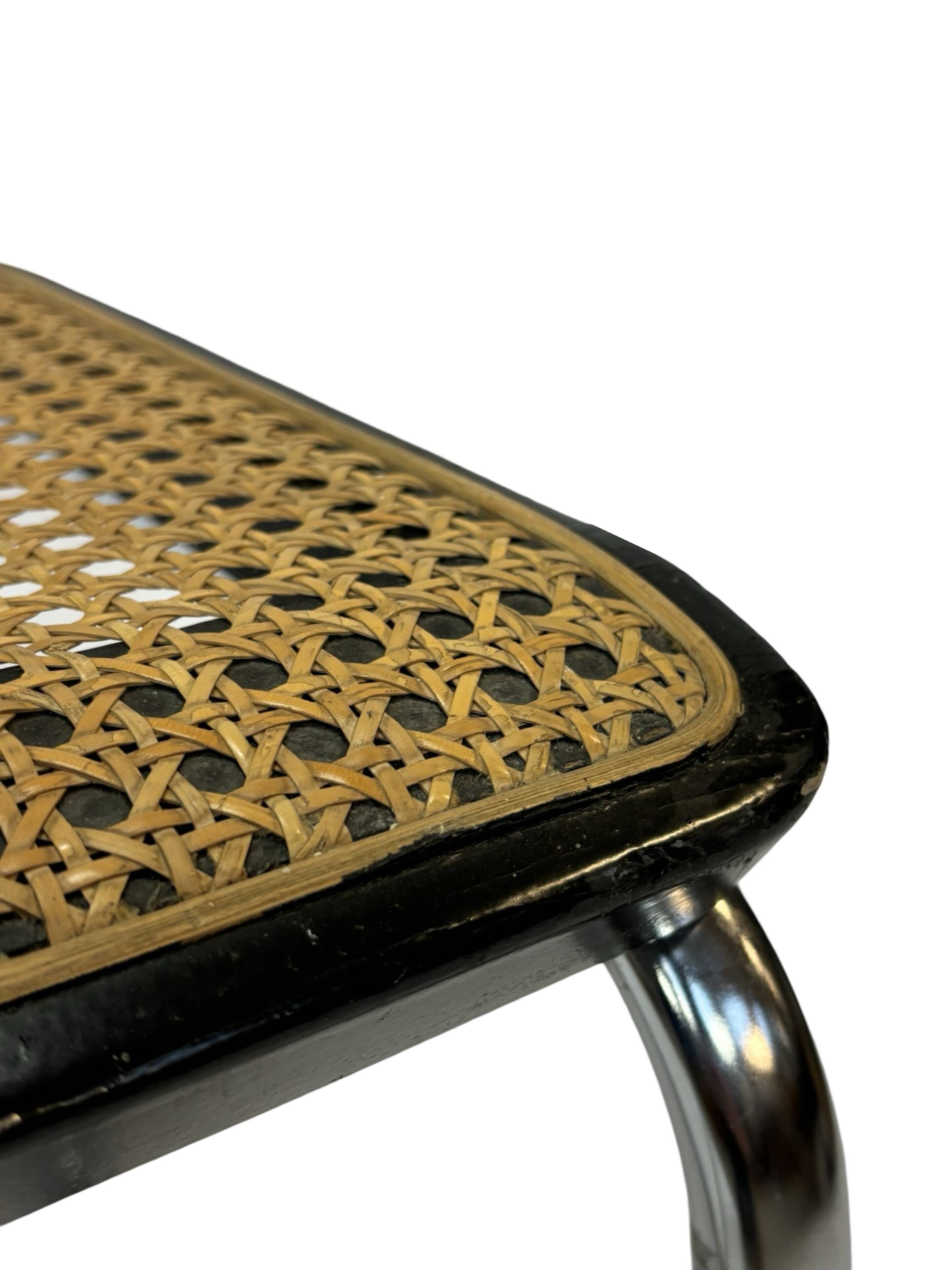 Cesca chair b32 model in chrome and black