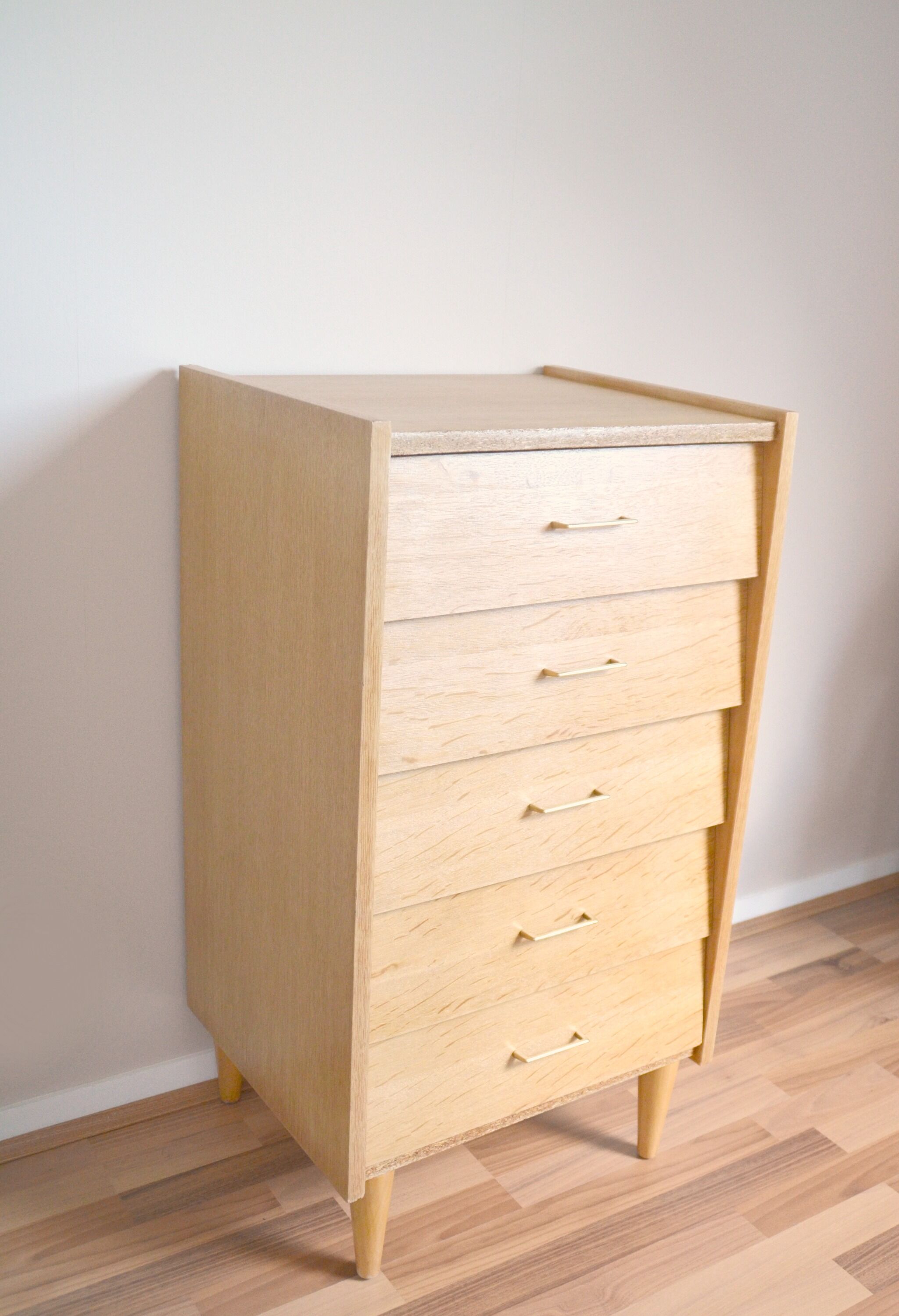 Commode chiffonnier style scandinave en bois