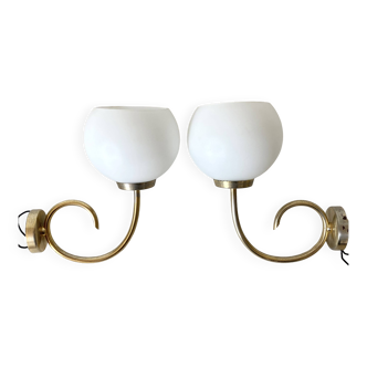 Pair of opaline wall lights from the 1960s
