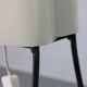 Lampadaire moderne du milieu du siècle sur pieds en fer avec abat-jour en plastique et accent en bois