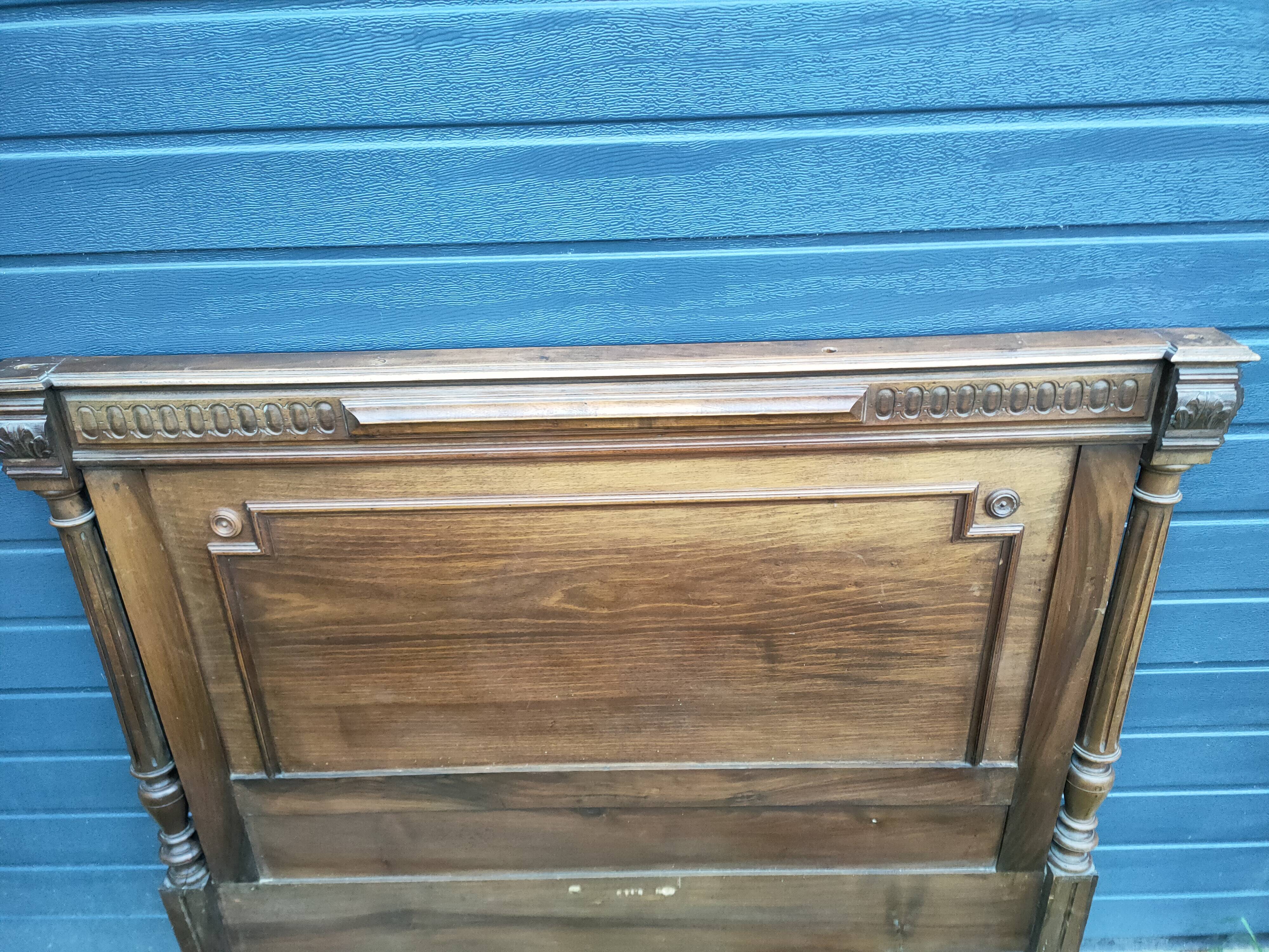 1910s_20s headboard in walnut