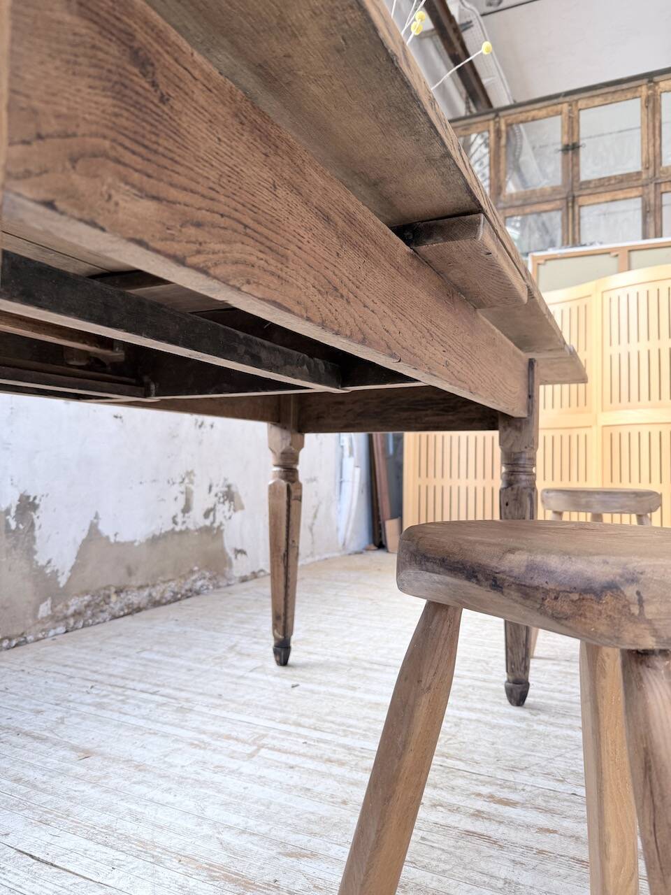 Solid oak farmhouse table with integrated extensions 1950