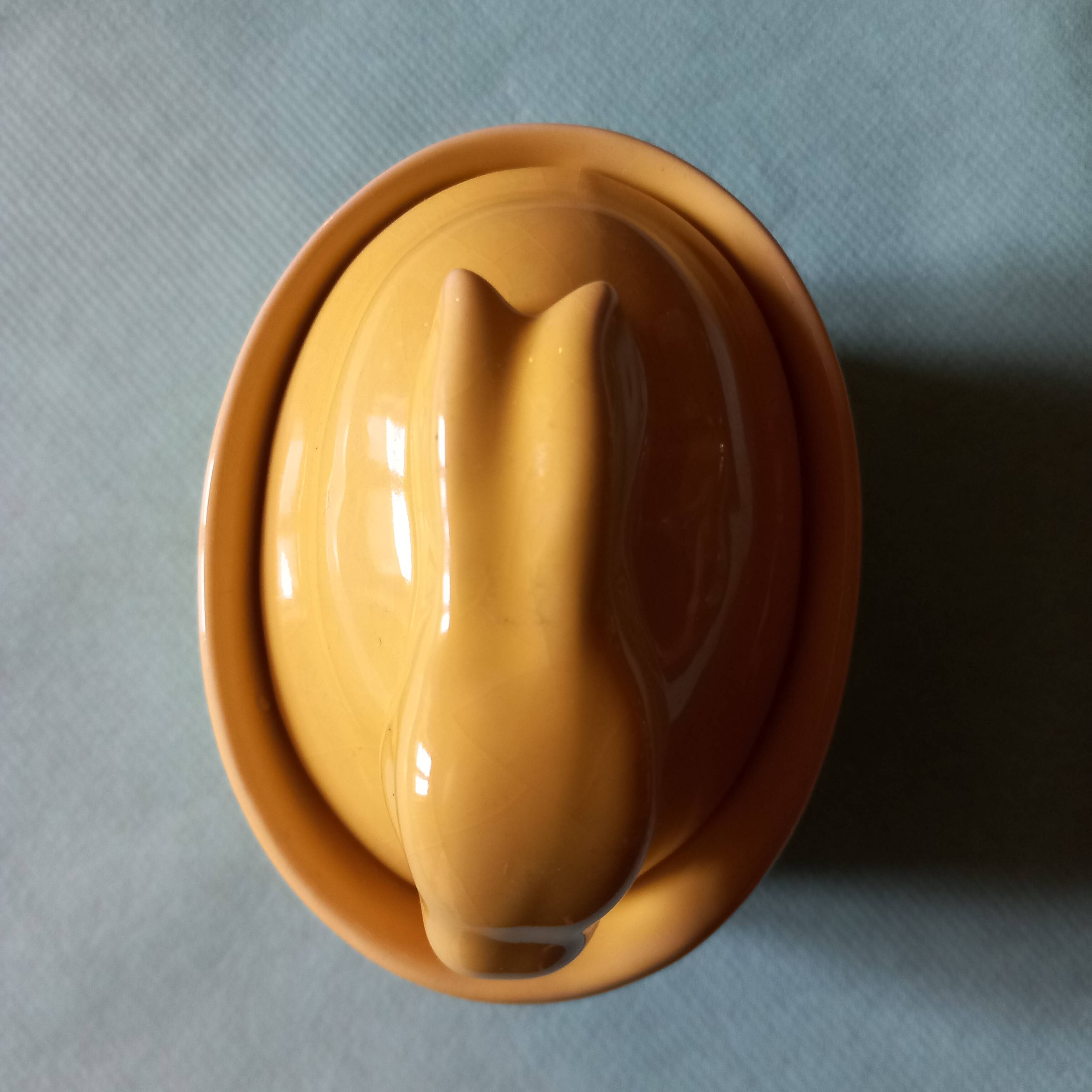 Box or mini terrine in the shape of a rabbit