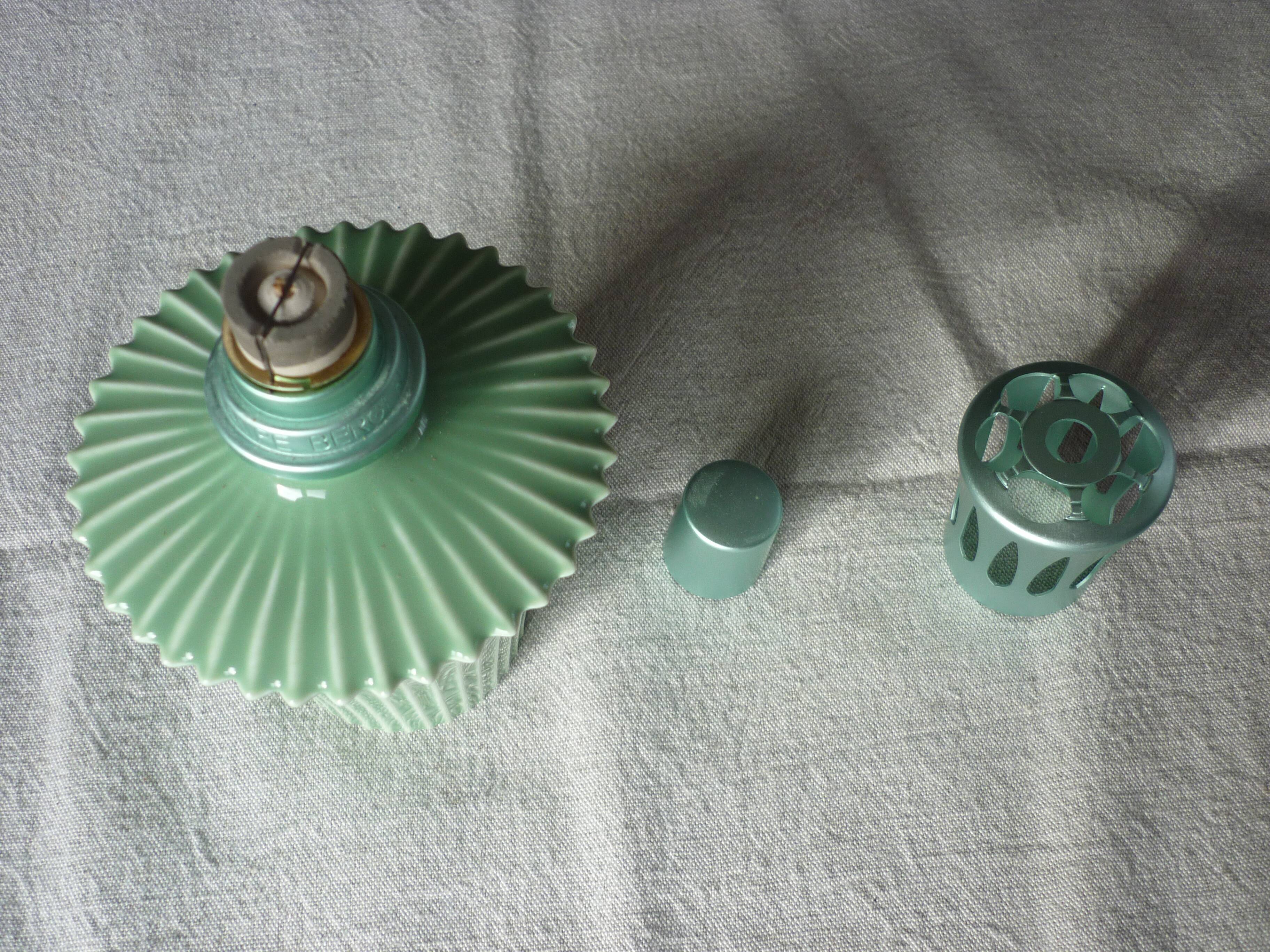 Green streaked cermal shepherd lamp