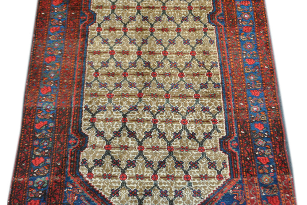 Authentic Persian rug from the mid-20th century size 119x196 cm