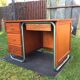 Bureau vintage moderniste