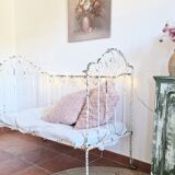 Wrought iron bed