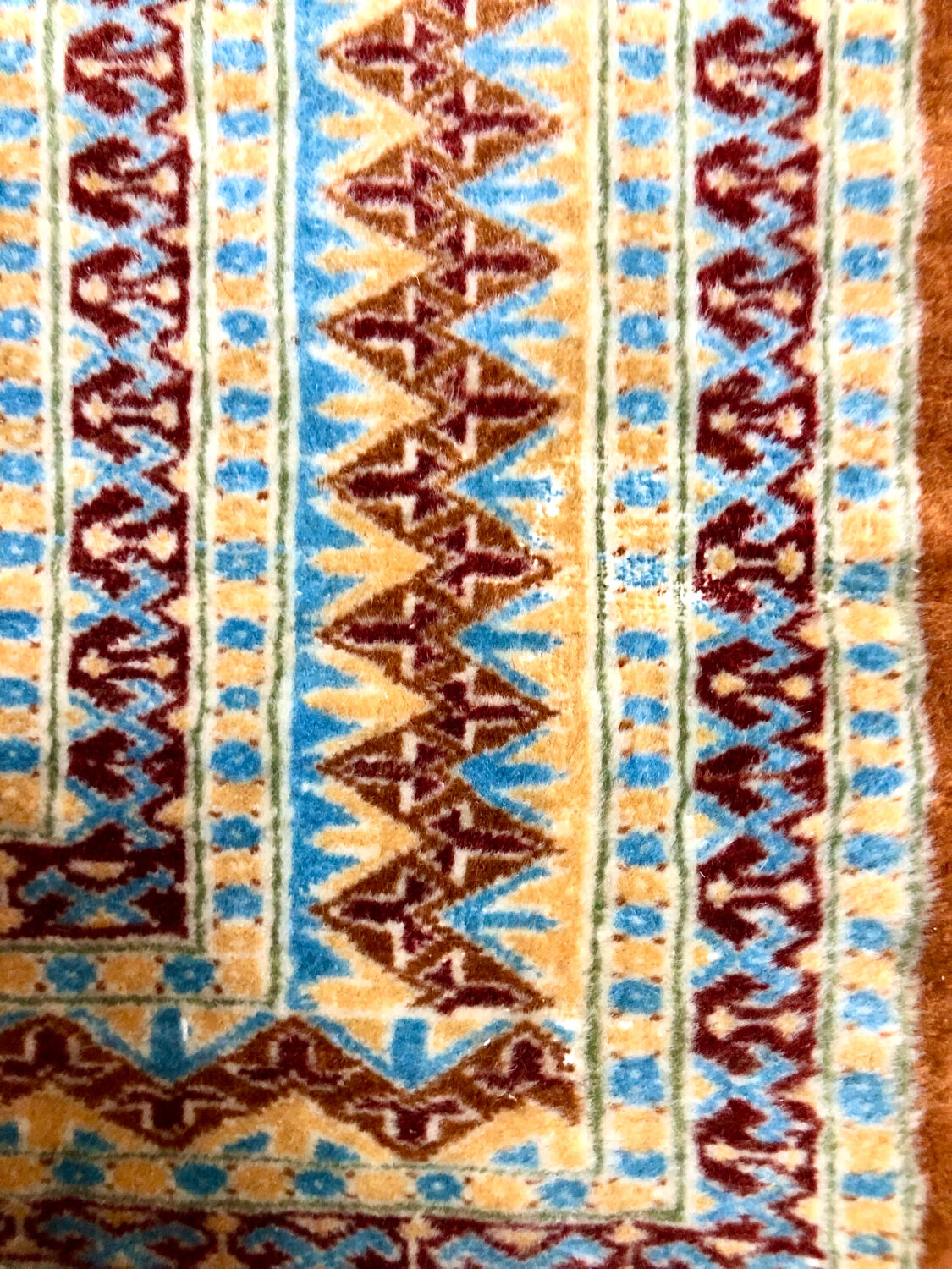 Oriental carpet