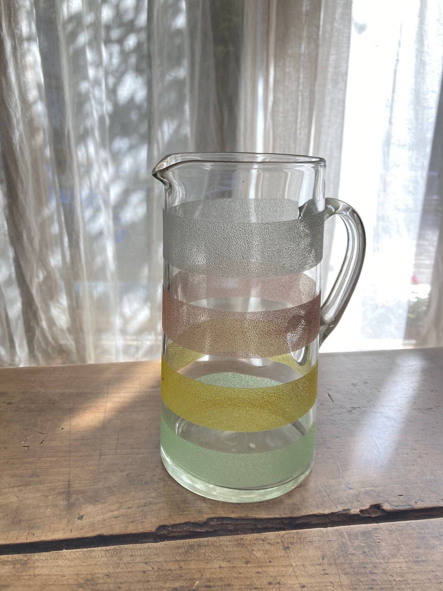 Fruit juice and lemonade service