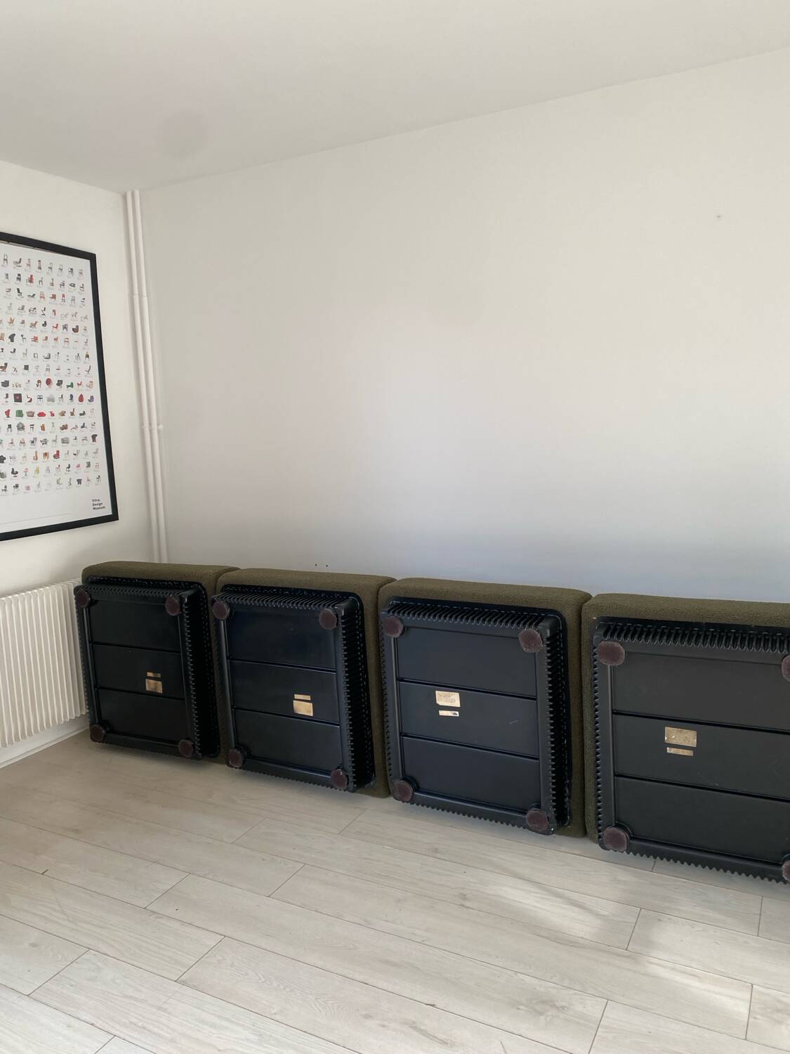 6 Herman Miller armchairs 1970