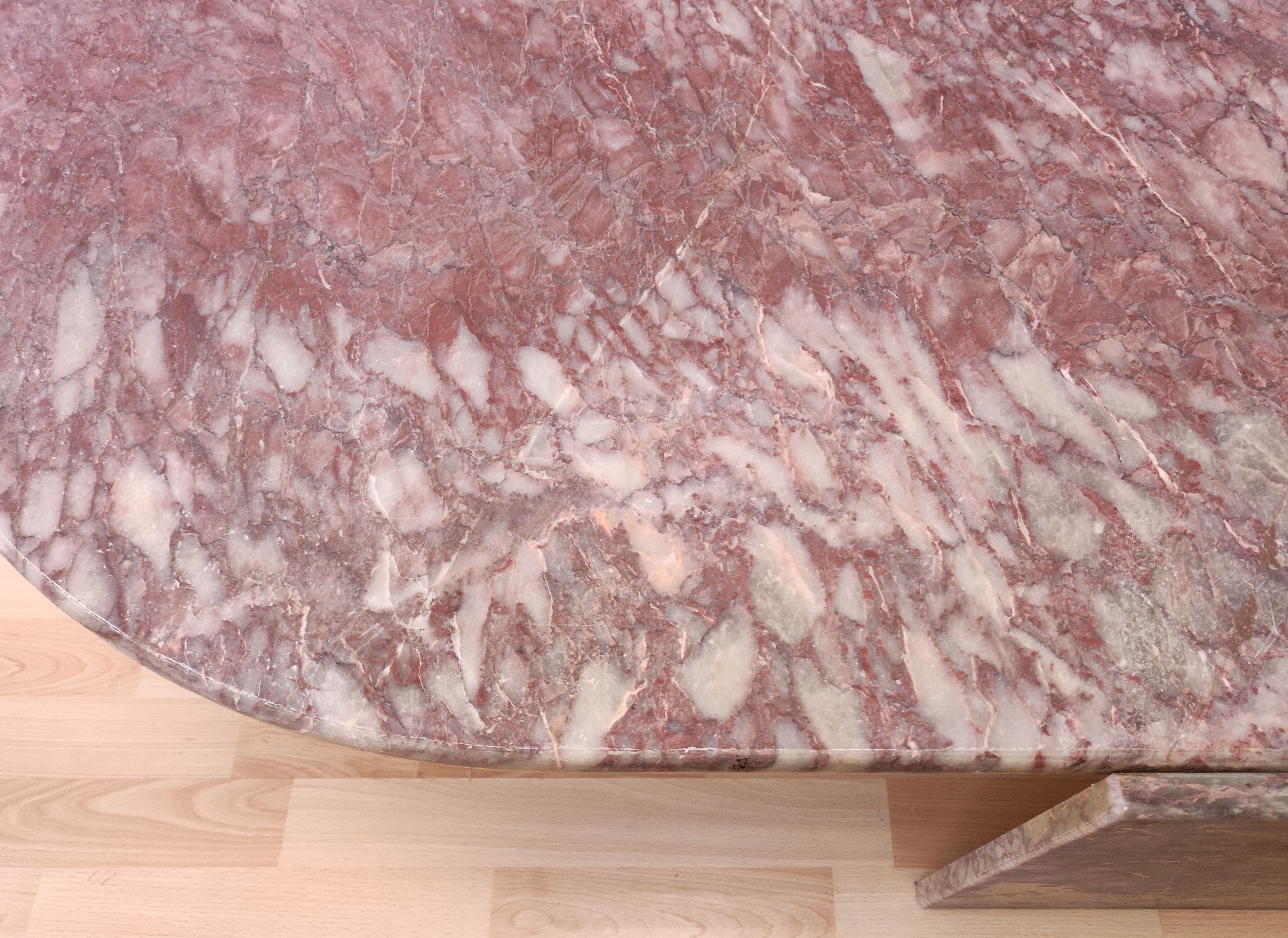 Teardrop Roche-Bobois marble coffee table