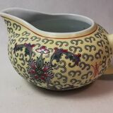 Cruche ou Pot à Lait en Porcelaine Jaune Chinoise Vintage. Signée
