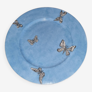 Hand-painted porcelain plate with Butterflies pattern