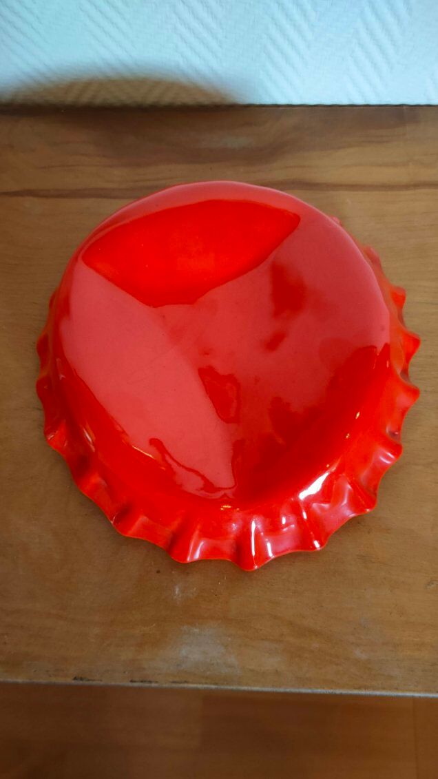 Large empty pocket ceramic capsule shape of jp peiré