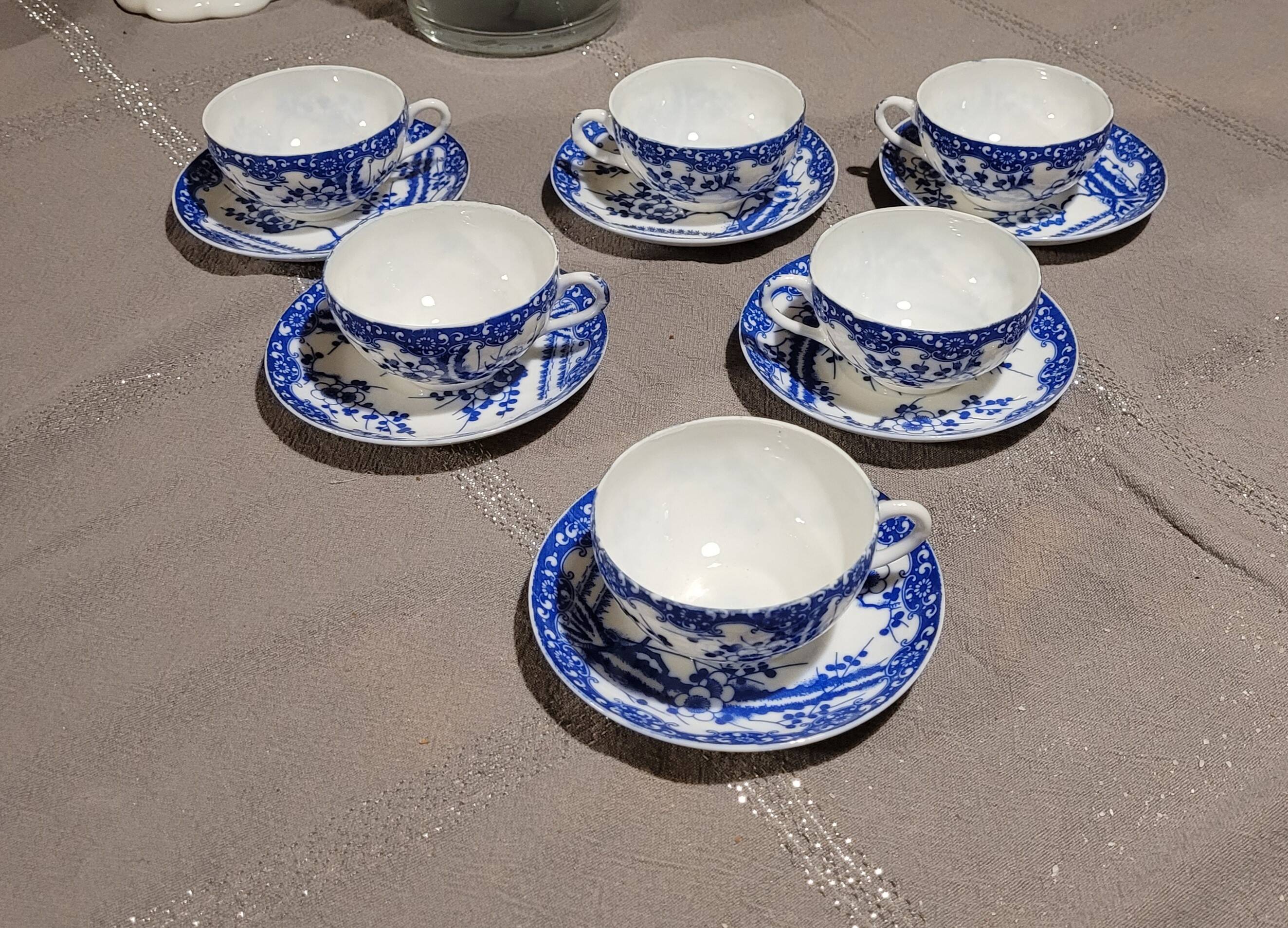 6 tea cups with saucers - Japan - antique