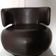 Fauteuil tournant CURL en cuir marron par Roche Bobois