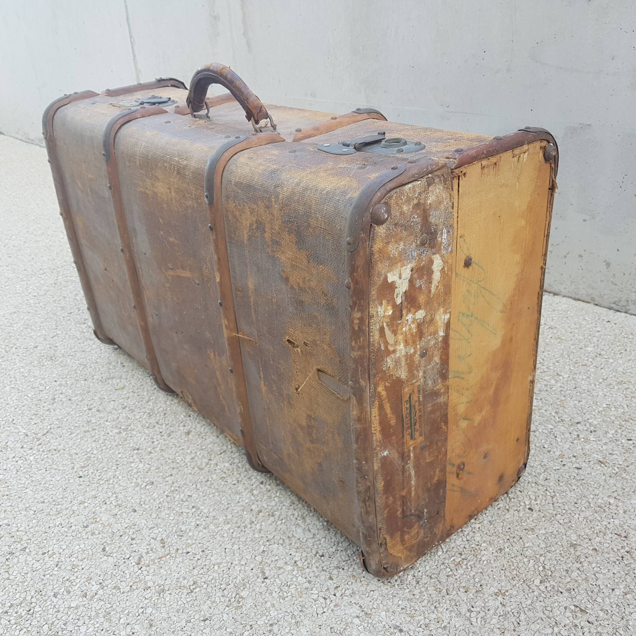 Old wooden travel trunk case