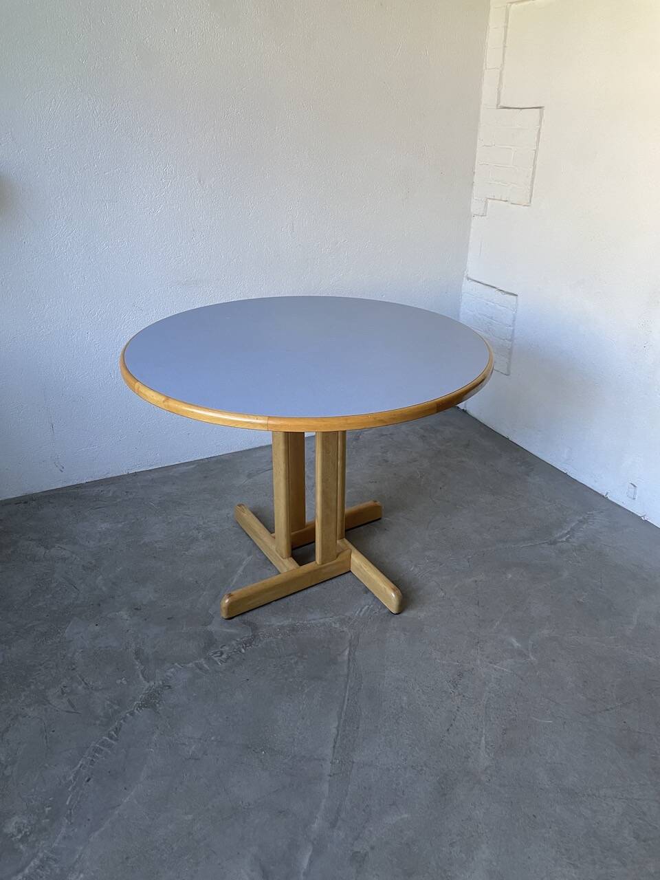 80s round beech table