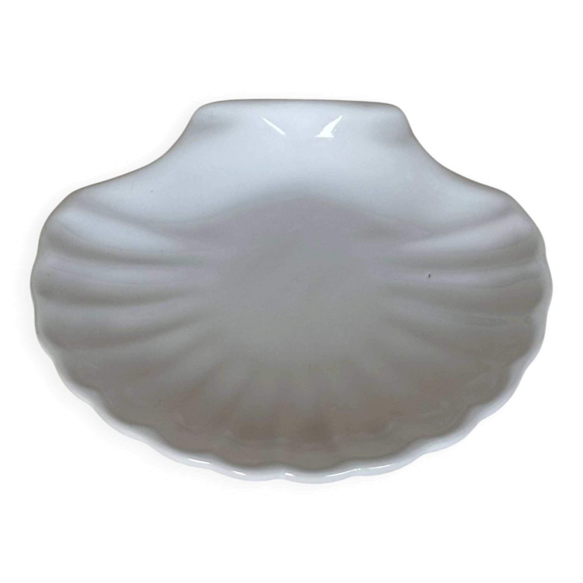 Vintage shell dish