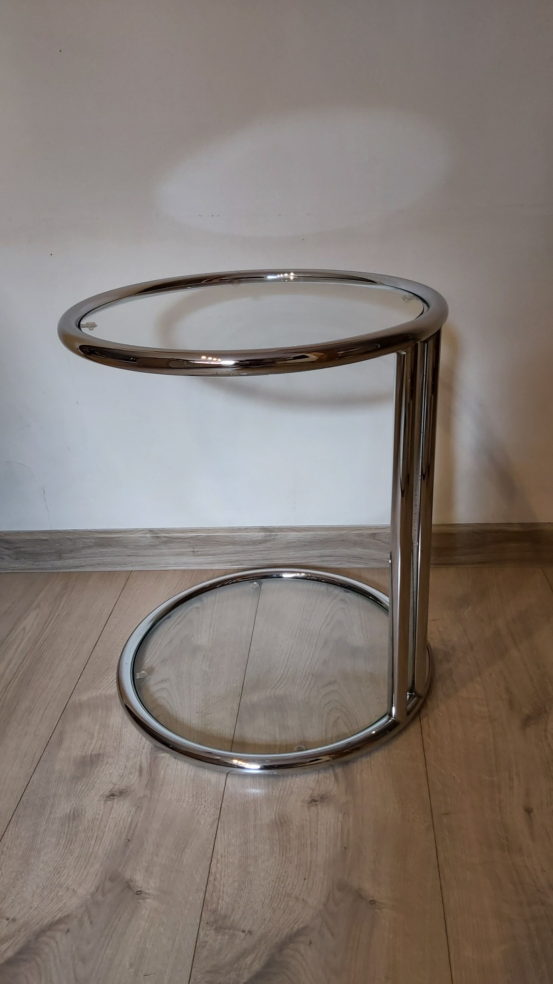 Table d’appoint années 1980