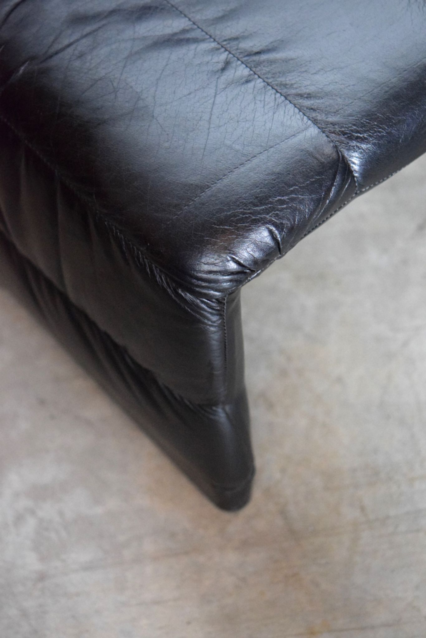 Fauteuil skaï vintage 1970