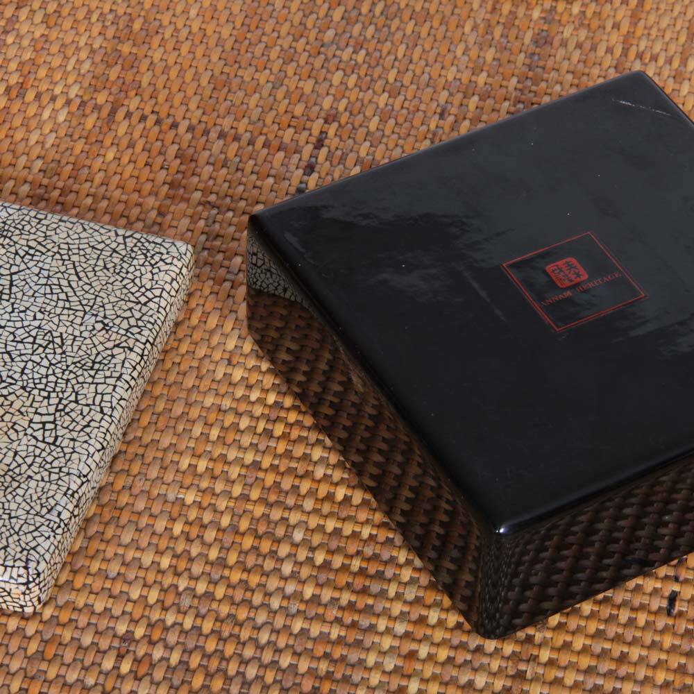 Eggshell box by Annam Heritage, 20th-century work