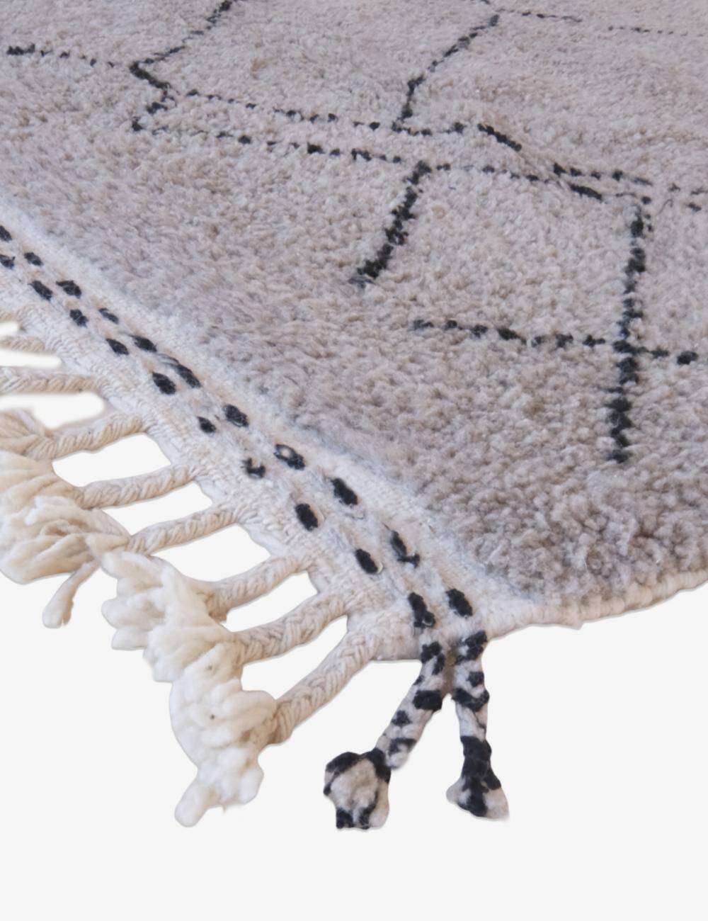 Tapis Beni Ouarain Gris et Noir - 281 x 274 cm