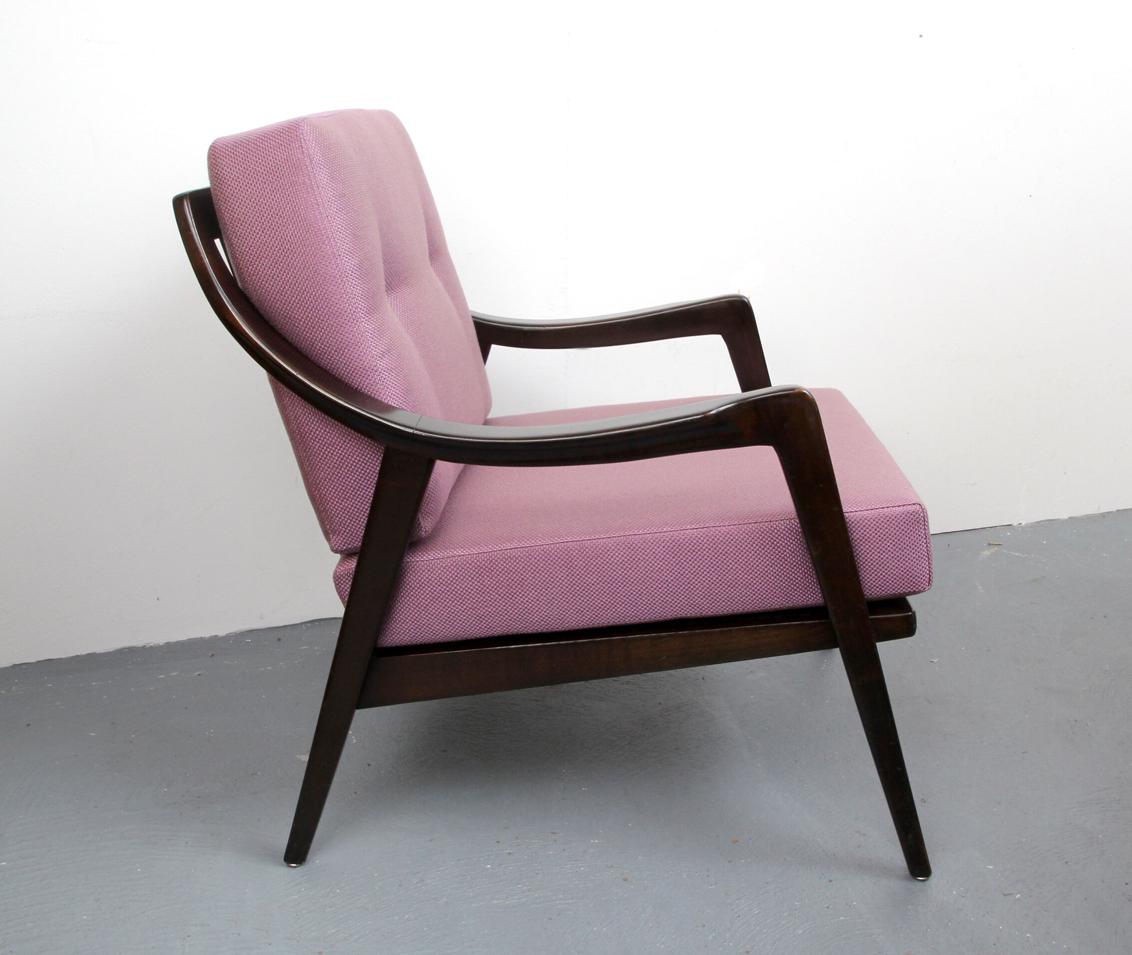 1960s armchair in violet