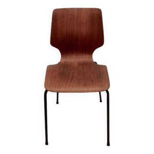 Chaise forme marteau