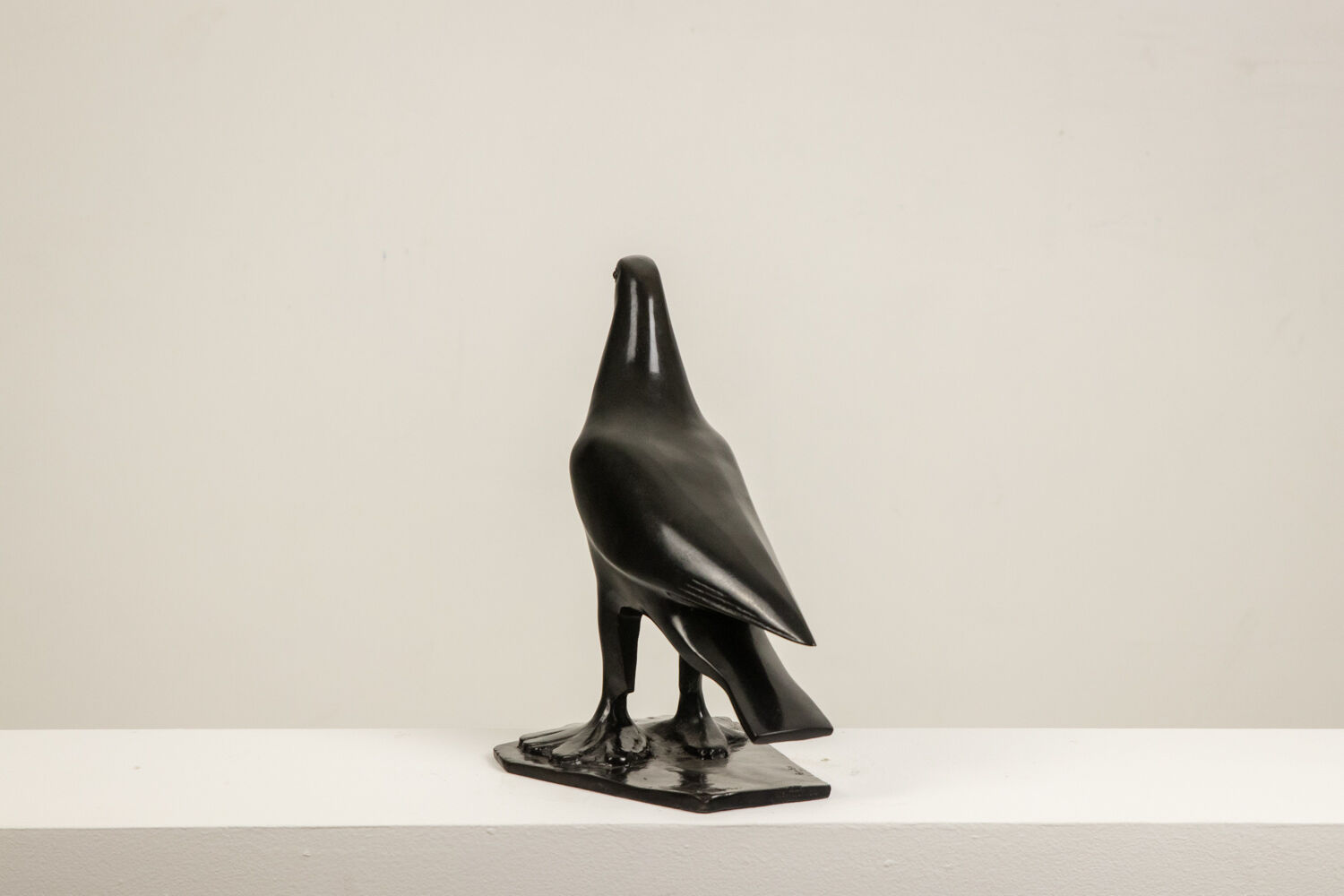 François Pompon, pigeon, bronze sculpture. Edition of 2006.